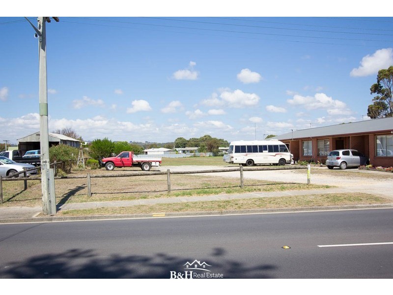 13 Old Bass Highway, Wynyard TAS 7325