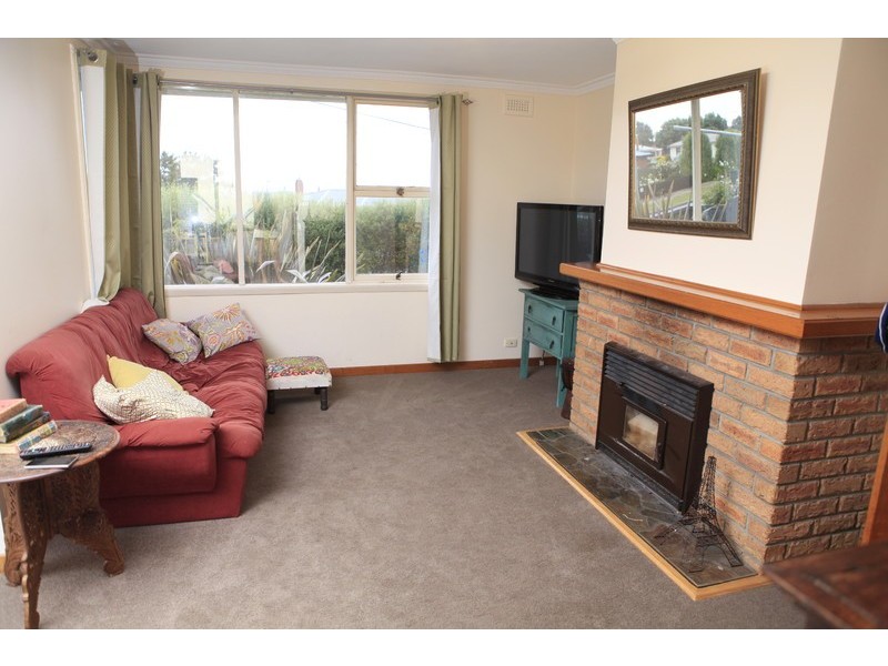 21 Raymond Avenue, Devonport TAS 7310