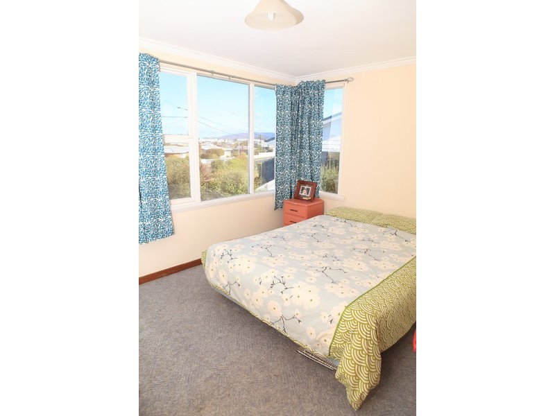 21 Raymond Avenue, Devonport TAS 7310