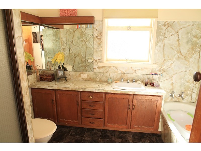 21 Raymond Avenue, Devonport TAS 7310