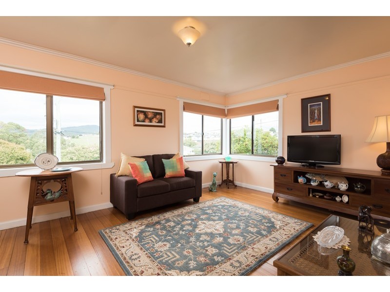 43 Ashwater Crescent, Penguin TAS 7316