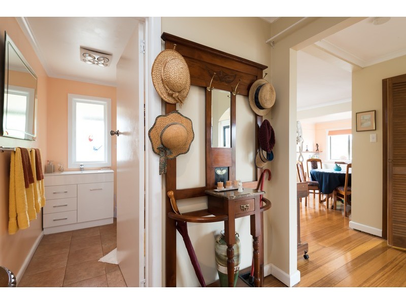 43 Ashwater Crescent, Penguin TAS 7316