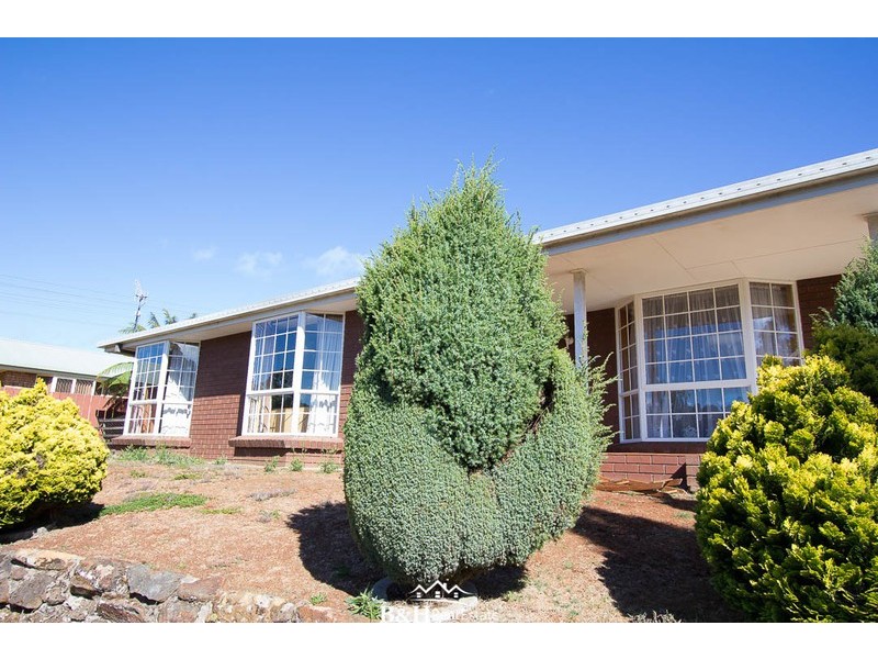 54 Blackwood Parade, Romaine TAS 7320