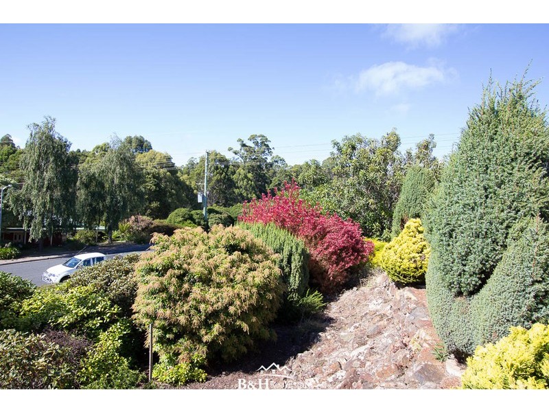 54 Blackwood Parade, Romaine TAS 7320