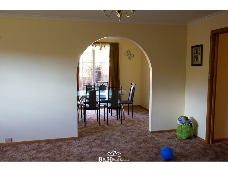 54 Blackwood Parade, Romaine TAS 7320