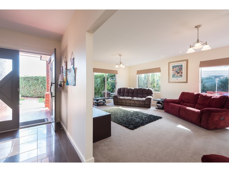 8 Crisling Place, Penguin TAS 7316