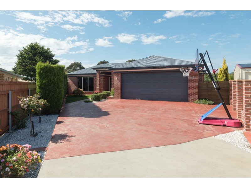 8 Crisling Place, Penguin TAS 7316