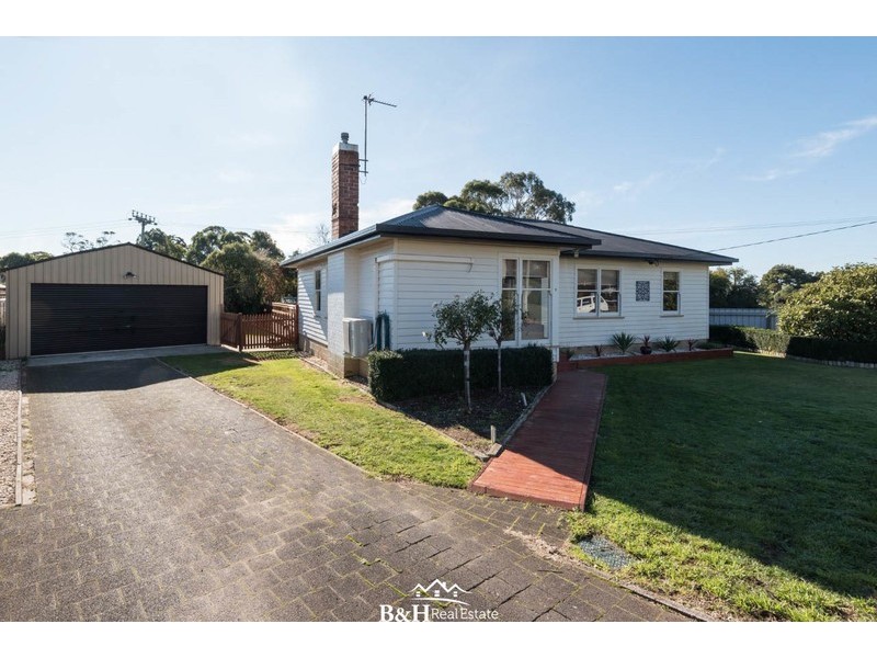 2 Chamberlain Street, Ulverstone TAS 7315