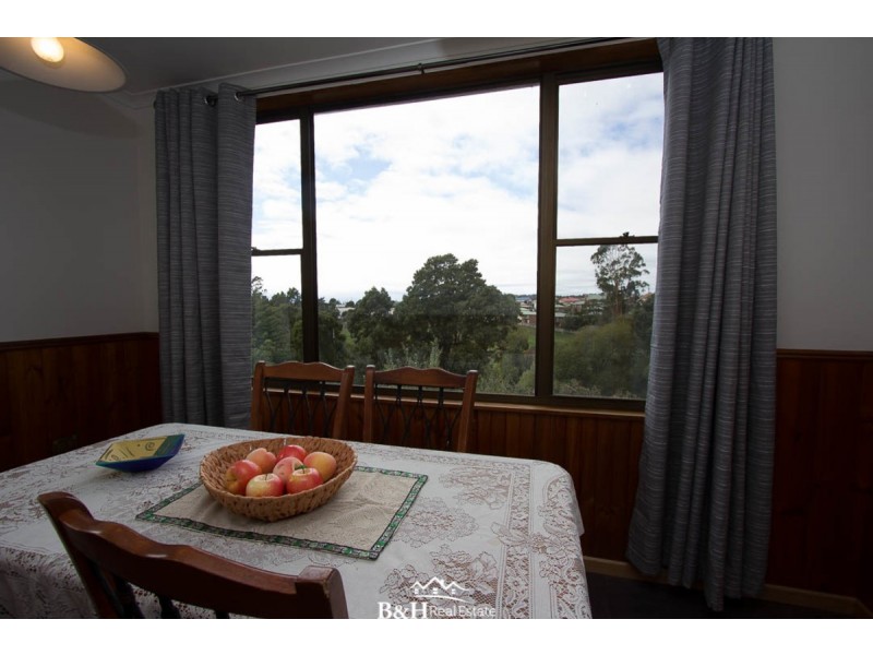 1 Rola Place, Acton TAS 7320