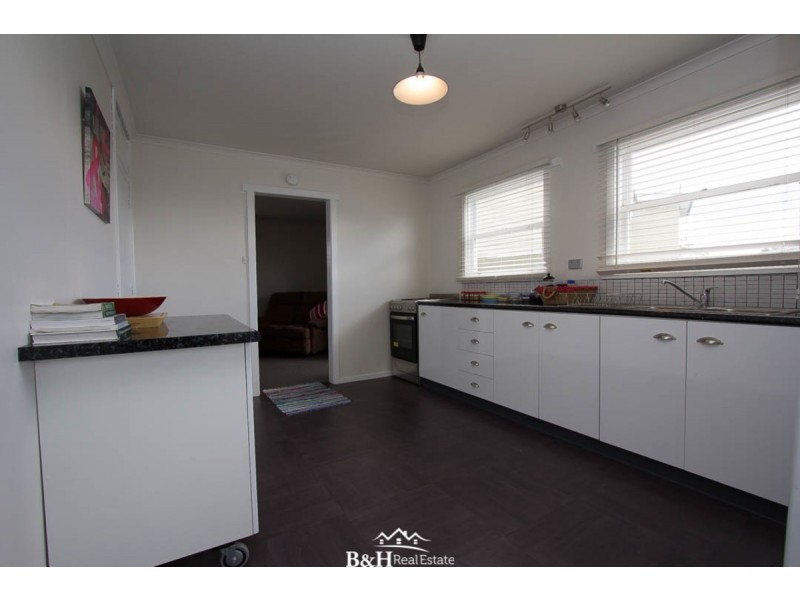 1 Rola Place, Acton TAS 7320