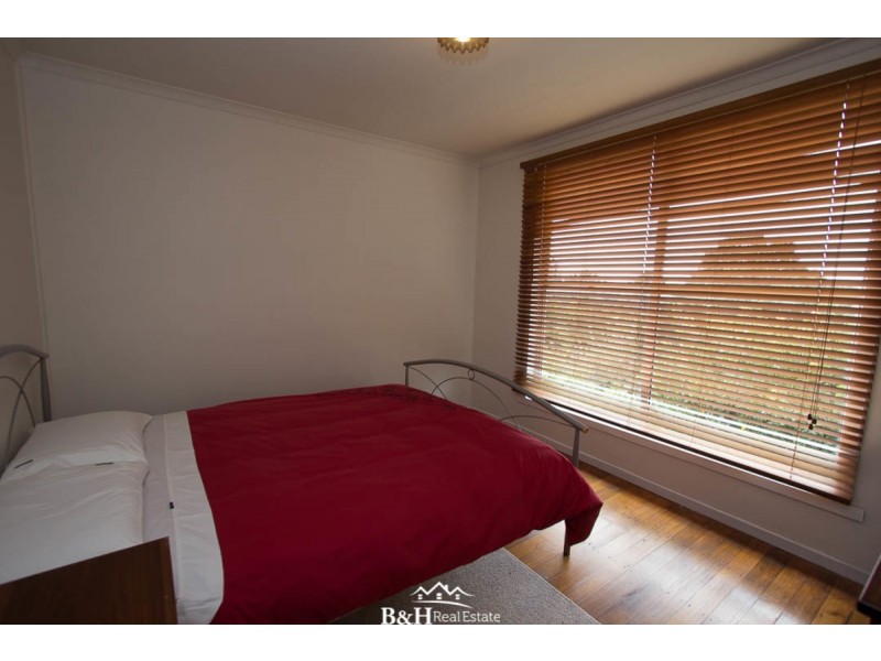 1 Rola Place, Acton TAS 7320