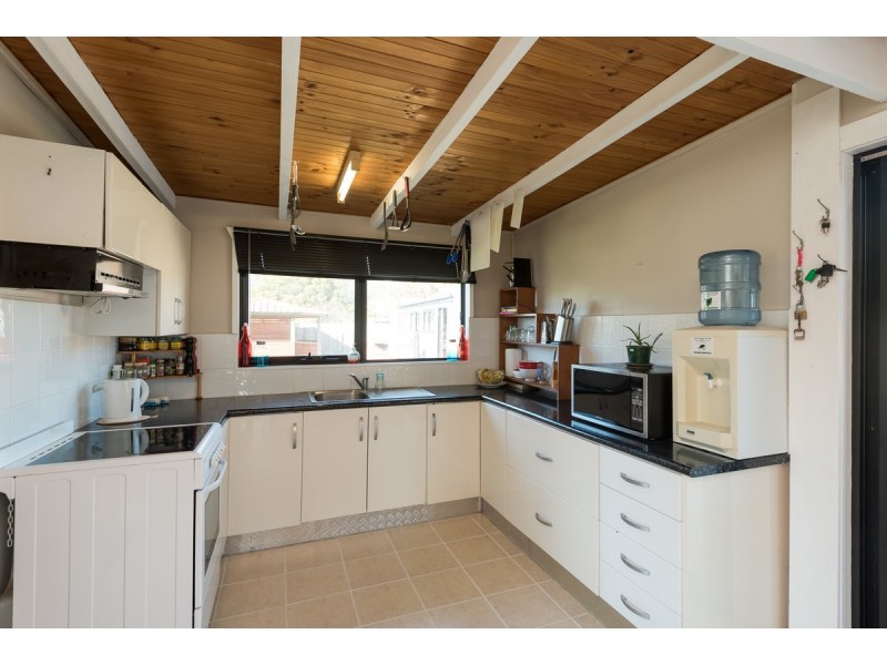 22 Athol Street, Somerset TAS 7322