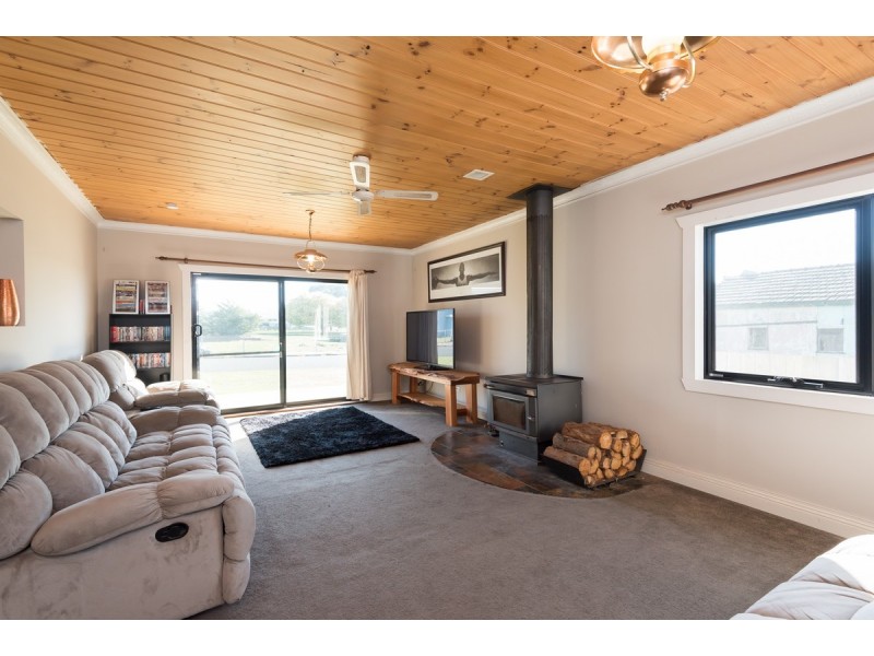 22 Athol Street, Somerset TAS 7322