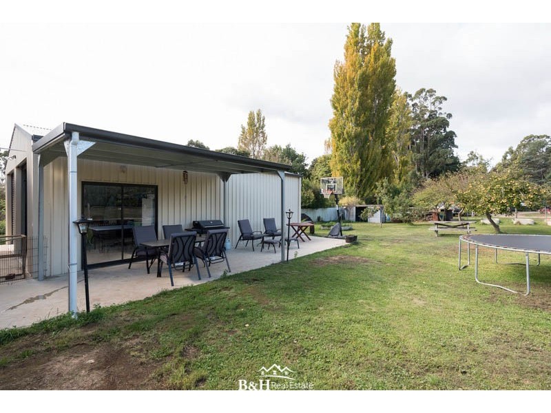 71 Dial Road, Penguin TAS 7316