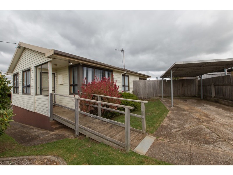 4 Woodward Avenue, Hillcrest TAS 7320