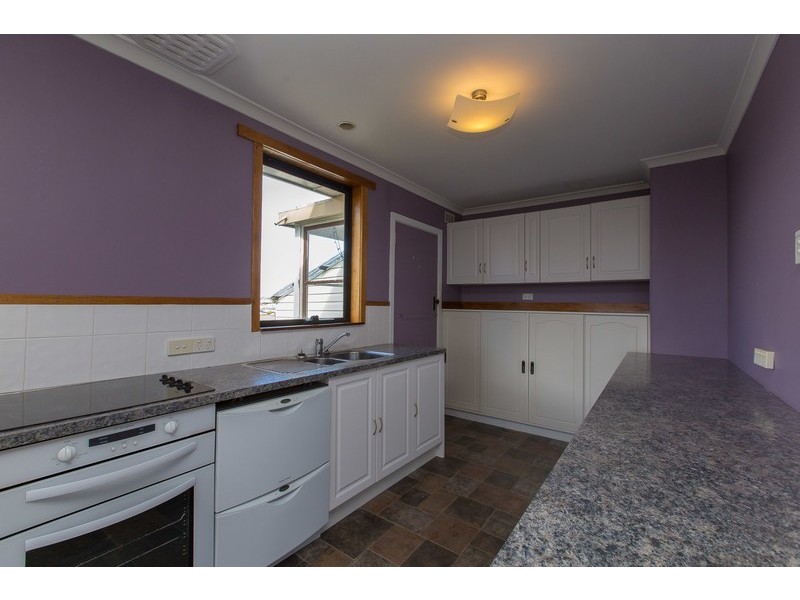 4 Woodward Avenue, Hillcrest TAS 7320