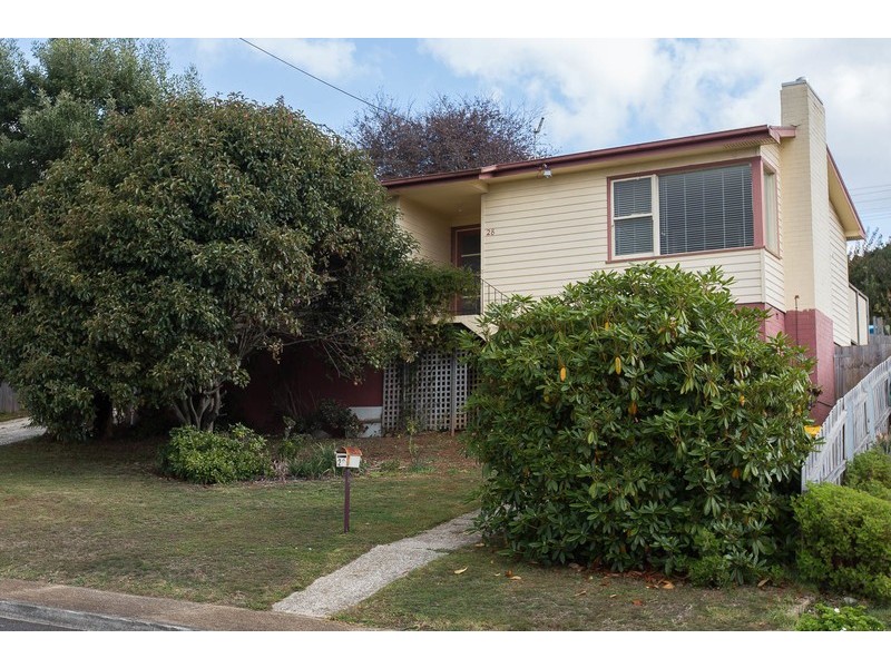 28 Jacobs Crescent, Upper Burnie TAS 7320