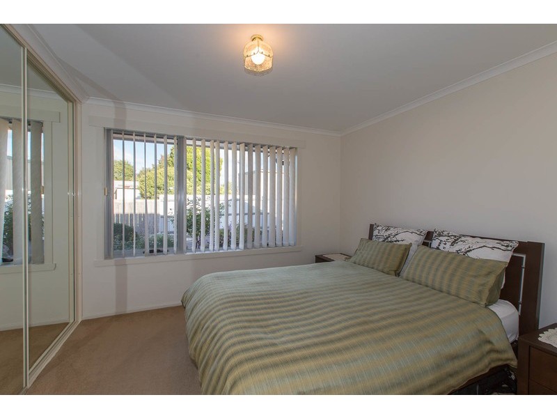 4/42 Main Street, Ulverstone TAS 7315