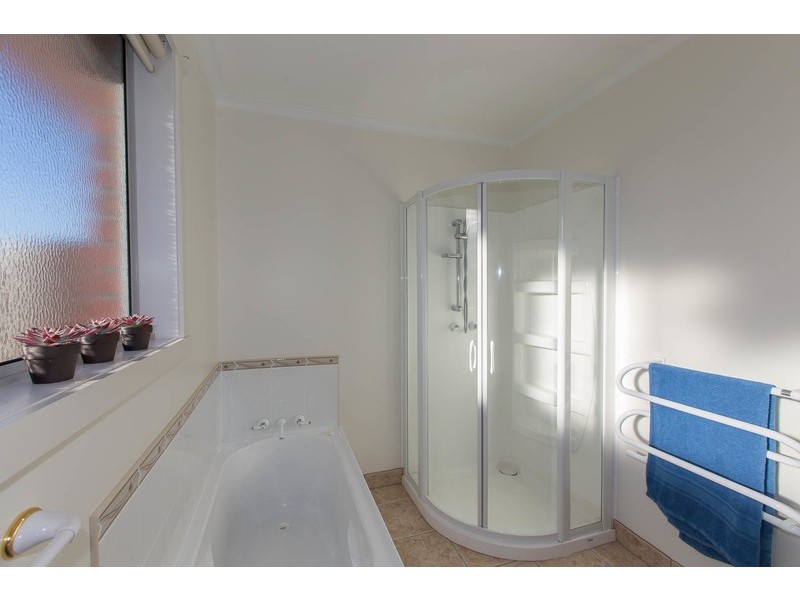 4/42 Main Street, Ulverstone TAS 7315