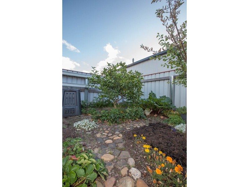 4/42 Main Street, Ulverstone TAS 7315