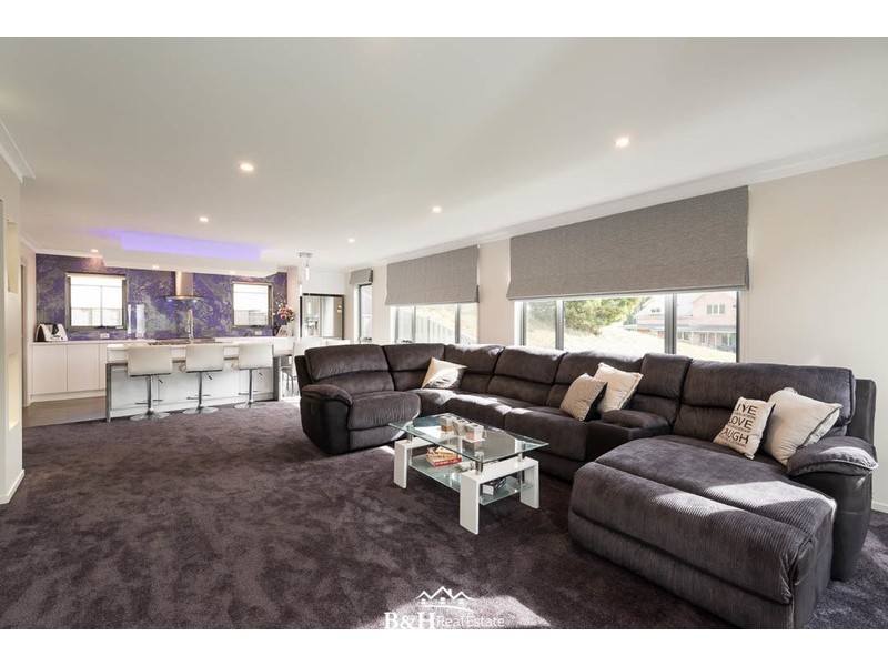 22 Dowling Drive, Romaine TAS 7320
