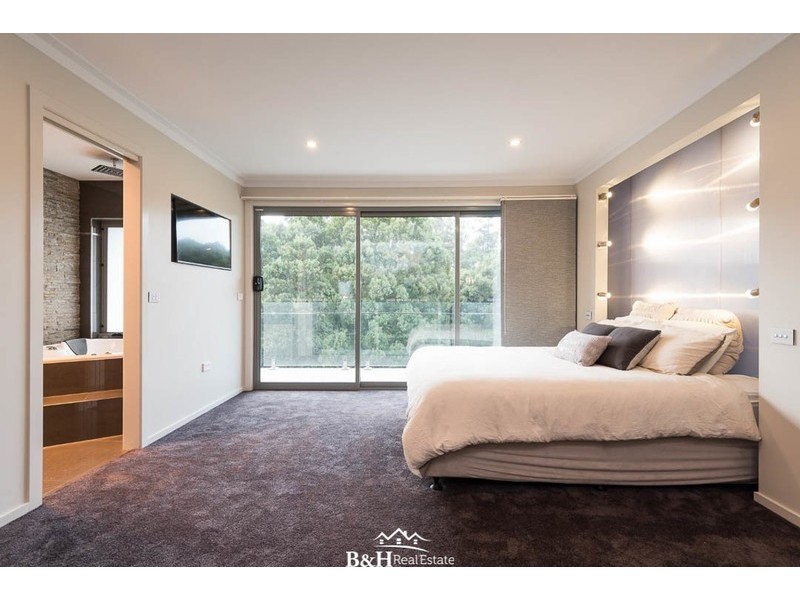22 Dowling Drive, Romaine TAS 7320
