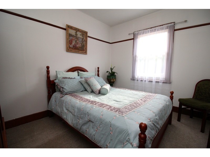 8 Somerset Street, Rosebery TAS 7470