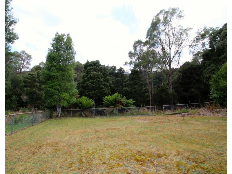 8 Somerset Street, Rosebery TAS 7470