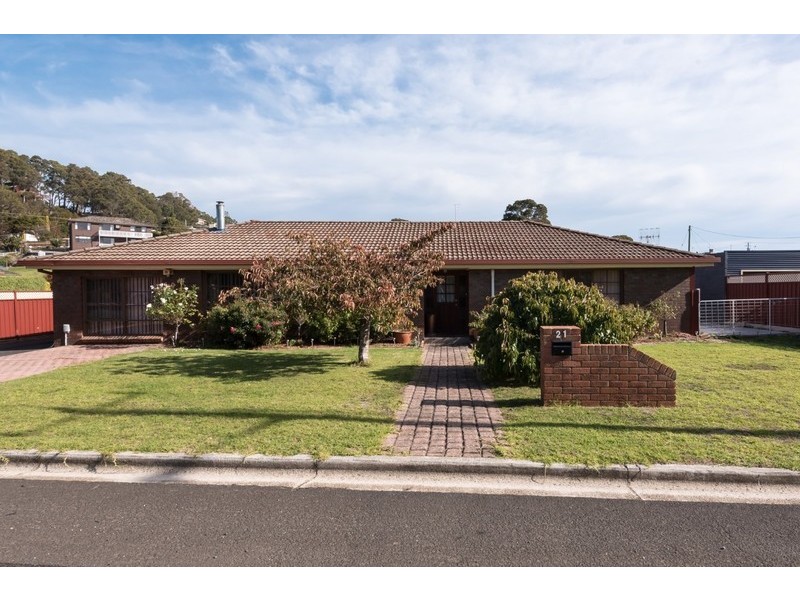 21 Murchison Highway, Somerset TAS 7322
