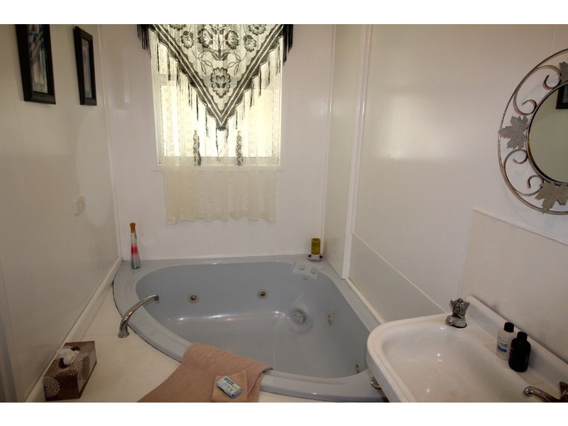 10 Waratah Drive, Rosebery TAS 7470