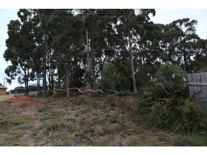 47 Lawrence Drive, Devonport TAS 7310