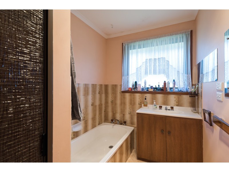 18 Berkeley Court, Miandetta TAS 7310