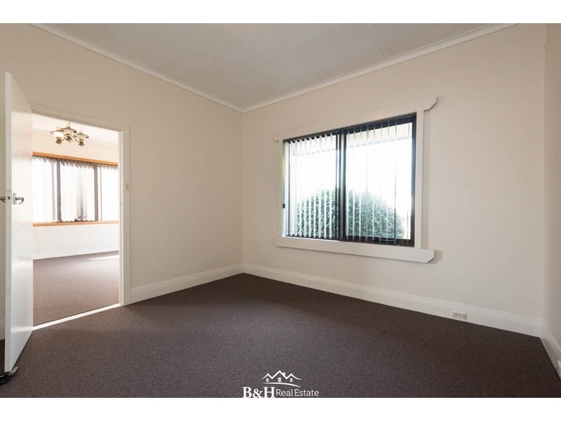 5 Rekuna Road, Penguin TAS 7316