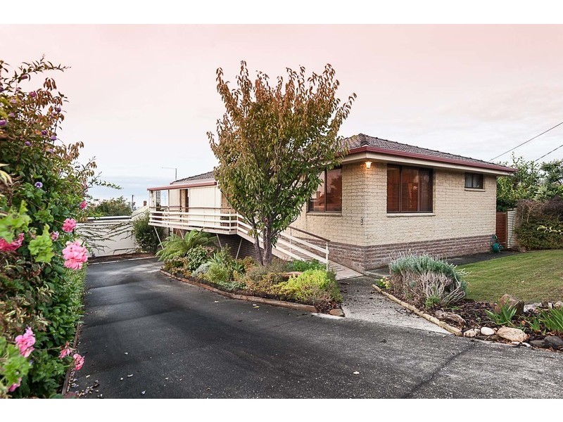 3 Hampson Street, Penguin TAS 7316