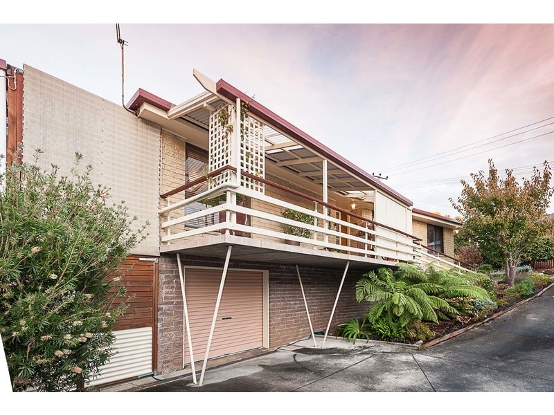 3 Hampson Street, Penguin TAS 7316