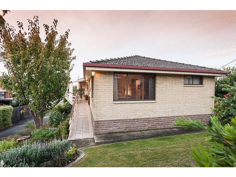 3 Hampson Street, Penguin TAS 7316