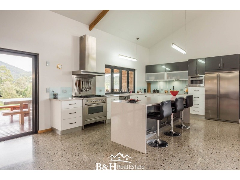10 Mountain View Place, Penguin TAS 7316