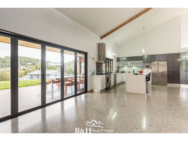 10 Mountain View Place, Penguin TAS 7316
