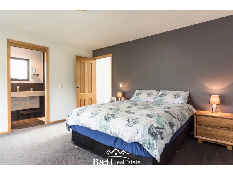 10 Mountain View Place, Penguin TAS 7316