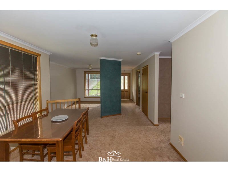 4a South Road, Penguin TAS 7316