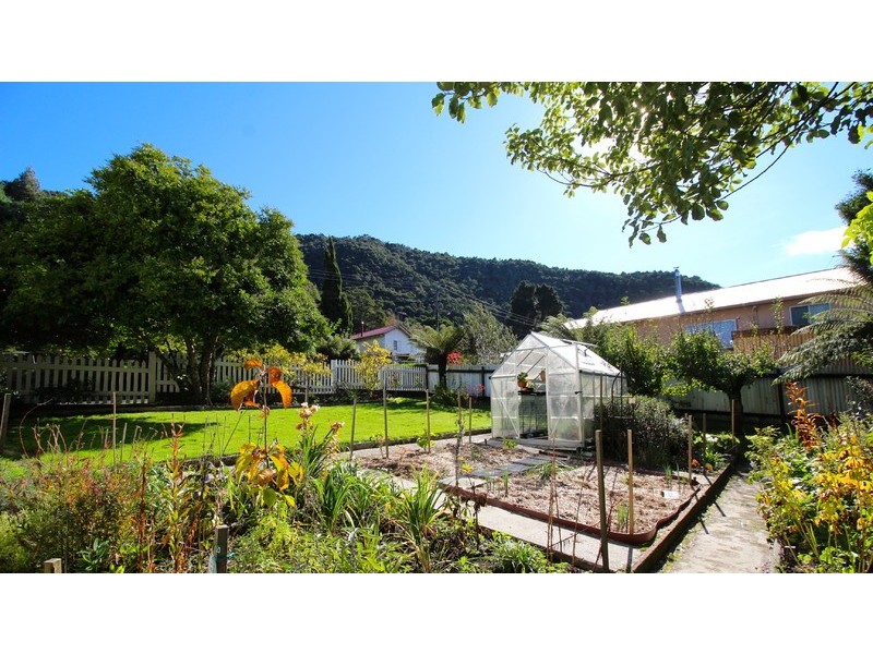 33 Urquhart Street, Queenstown TAS 7467