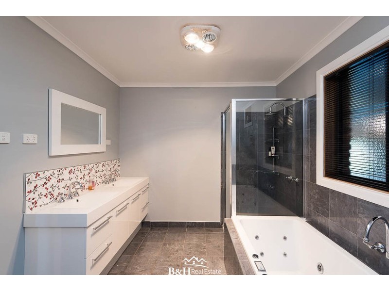 730 Ironcliffe Road, Penguin TAS 7316
