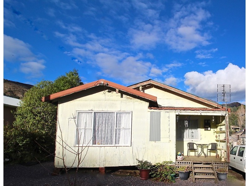 76 Batchelor Street, Queenstown TAS 7467