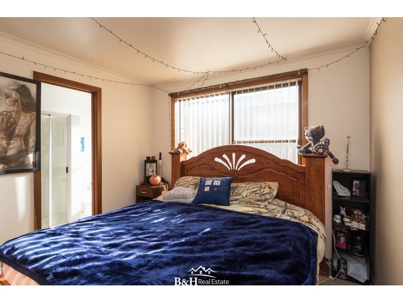 22 Blackwood Parade, Romaine TAS 7320