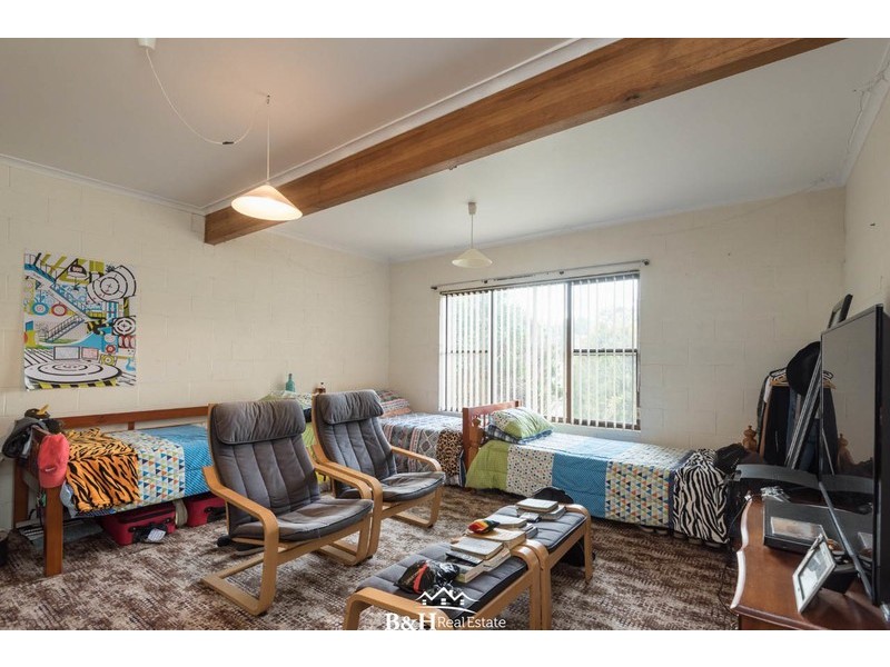 22 Blackwood Parade, Romaine TAS 7320