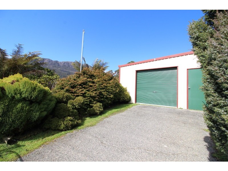 20 Lindsay Street, Tullah TAS 7321