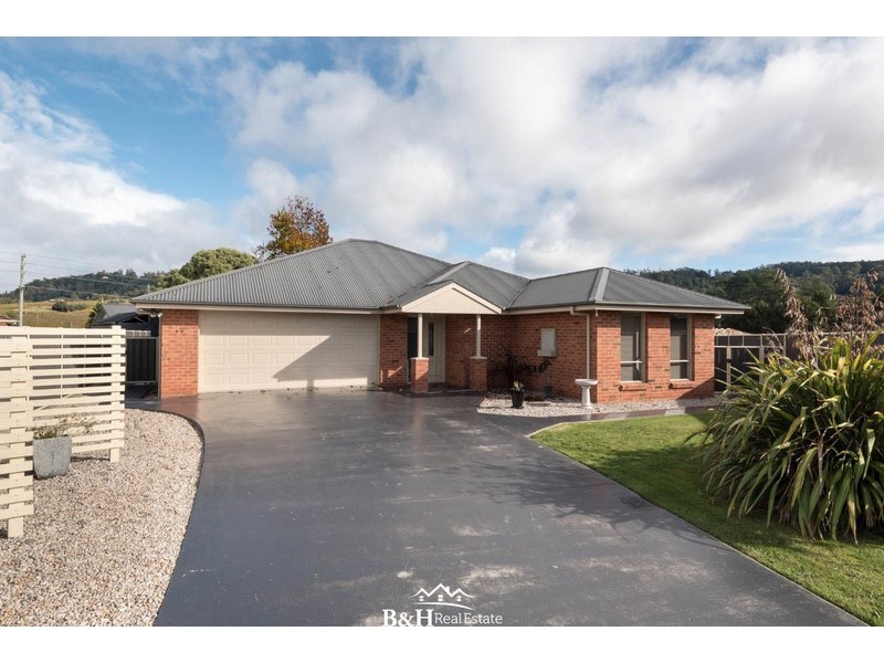 13 Leila Avenue, Spreyton TAS 7310