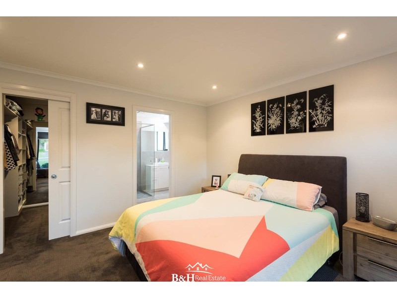 40 Berkshire Parade, Penguin TAS 7316