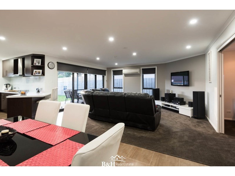 40 Berkshire Parade, Penguin TAS 7316