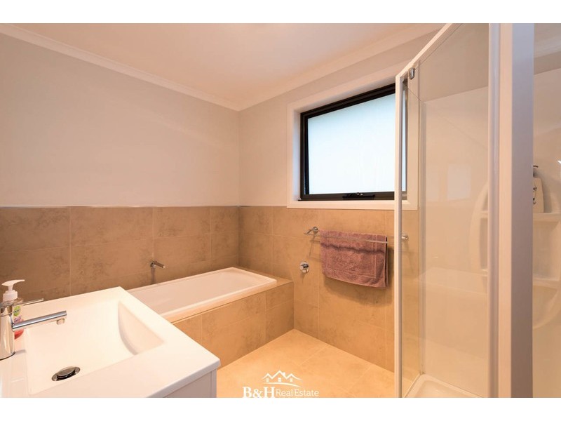 40 Berkshire Parade, Penguin TAS 7316